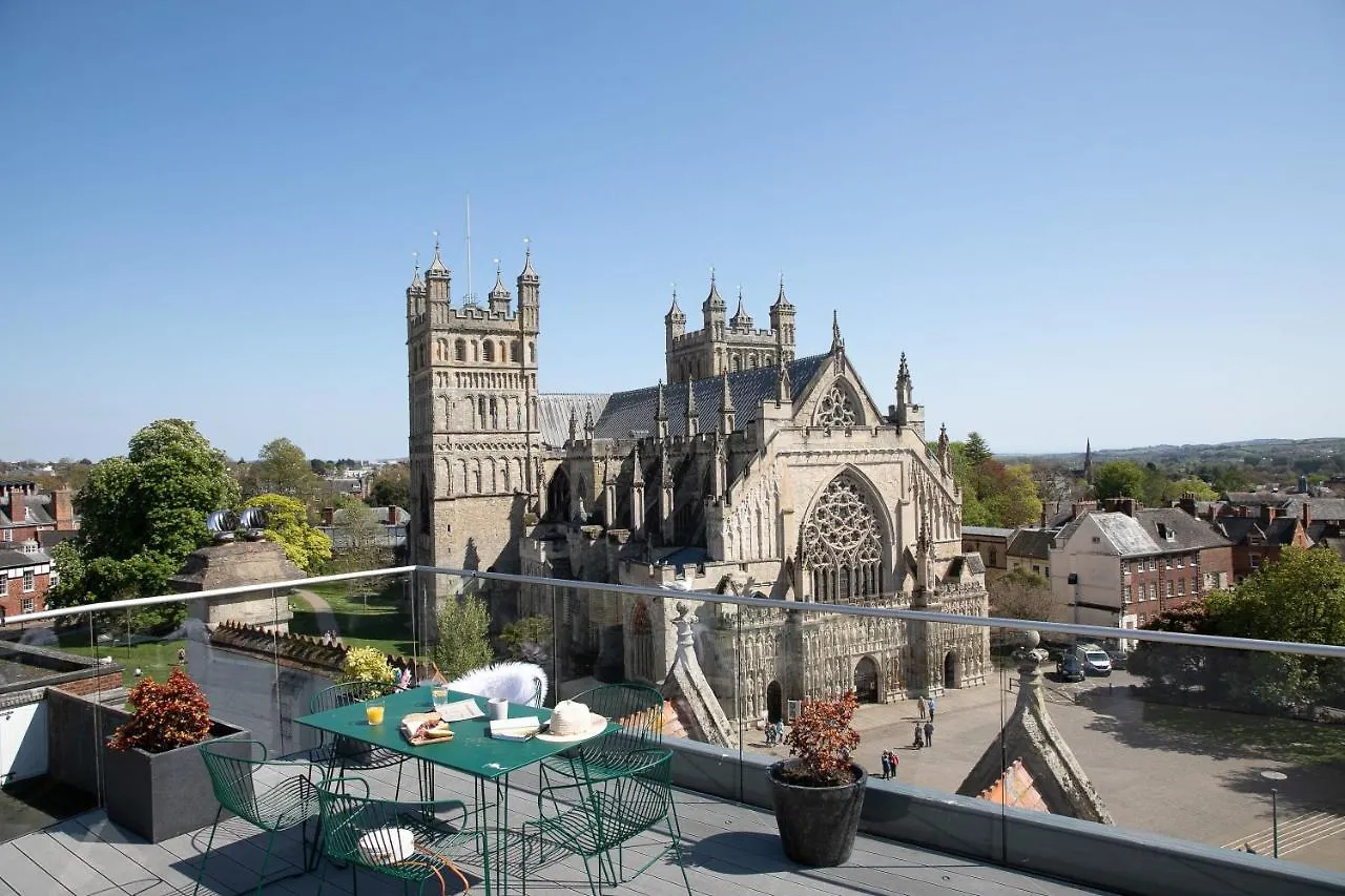 Cathedral Penthouse - Opulent, Elegant With Terrace Views Over Majestic Exeter Apartment